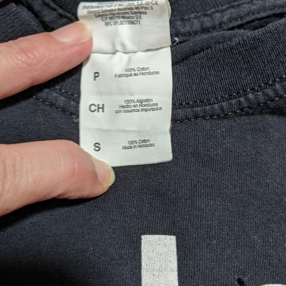 Jerzees Women's Black Short Sleeve Graphic Tee Size Small - Picture 6 of 6